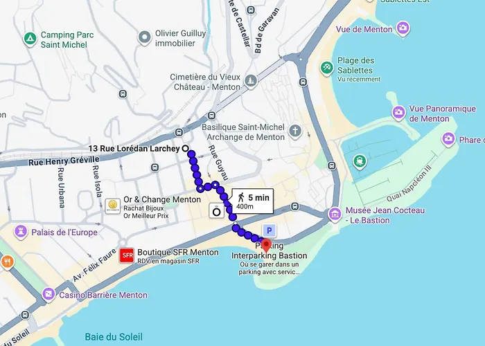 Elegant And Spacious 2 Bedroom In Center アパート *